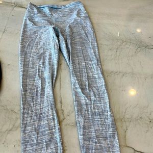 Lululemon size 6